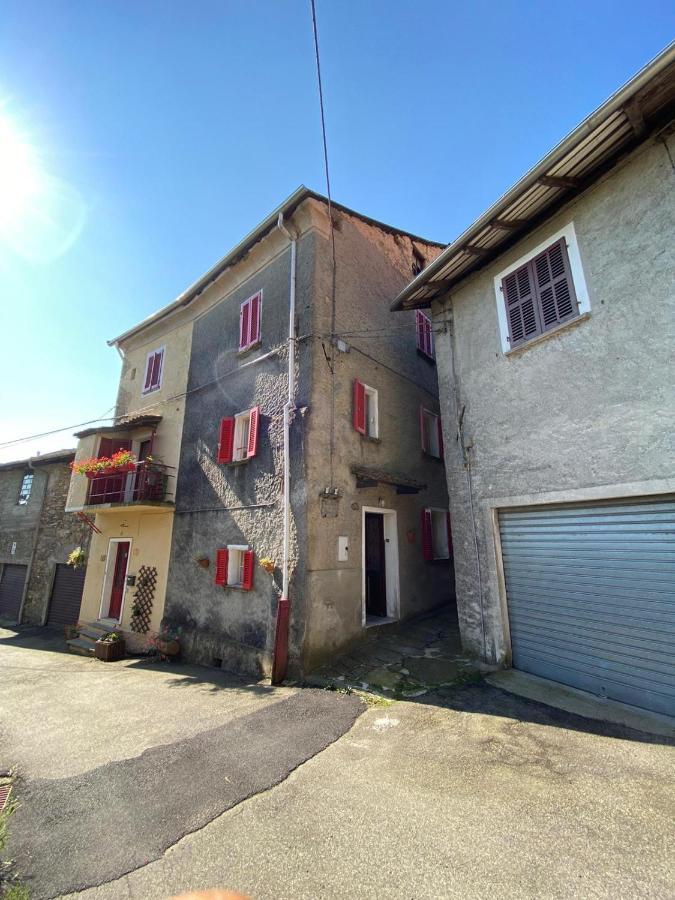 Casa Vacanze Colma Βίλα Valduggia Εξωτερικό φωτογραφία